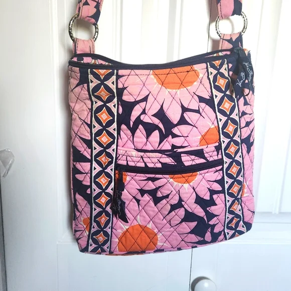 Vera Bradley Pink Loves Me Cross Body Hipster Bag W/ Matching Clutch Wallet - Picture 3 of 16